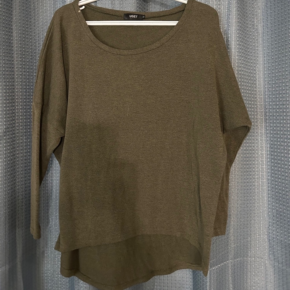 Casual green long sleeve